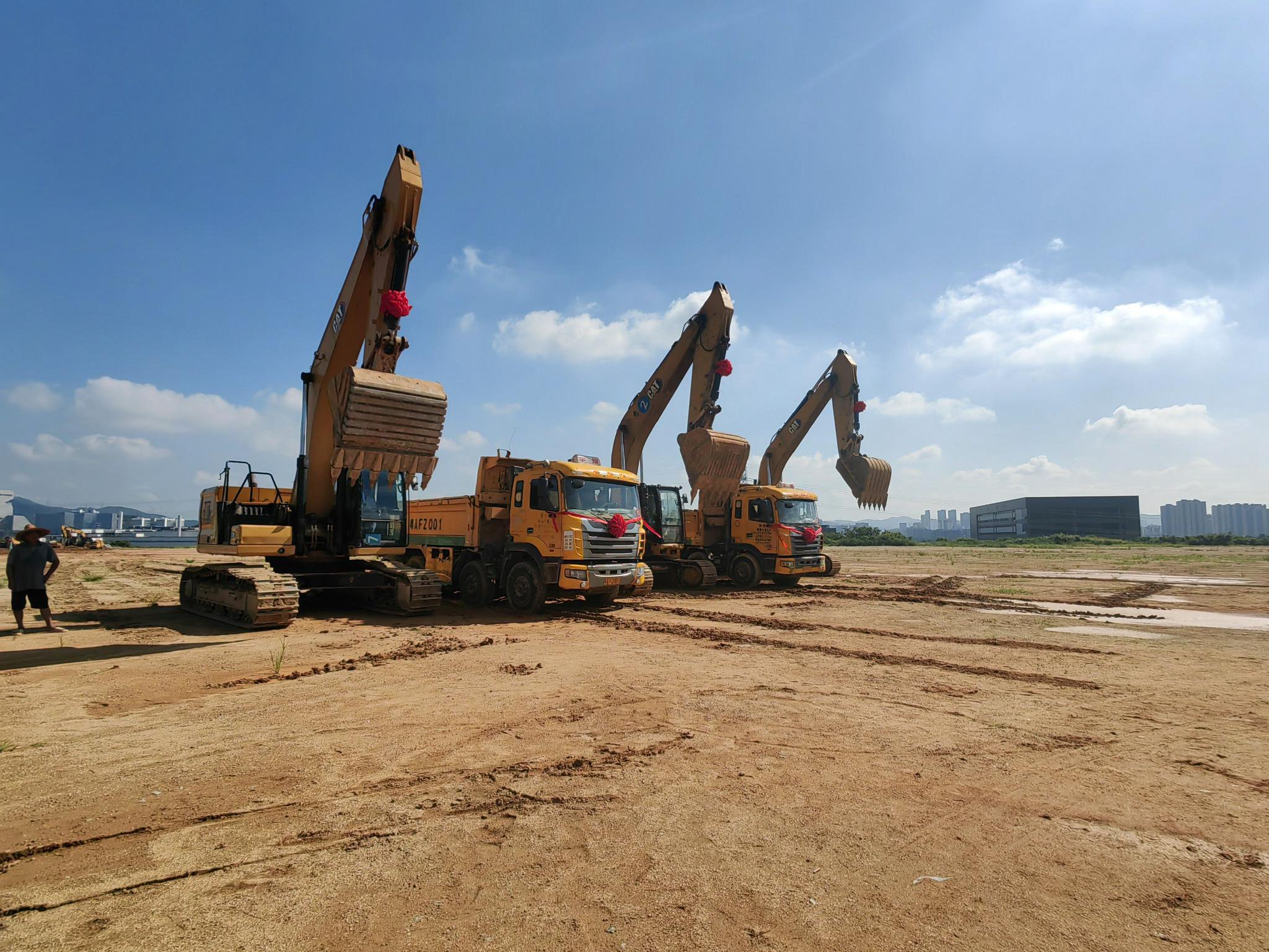 京东杀入具身智能赛道，首个机器人基地在广州动工